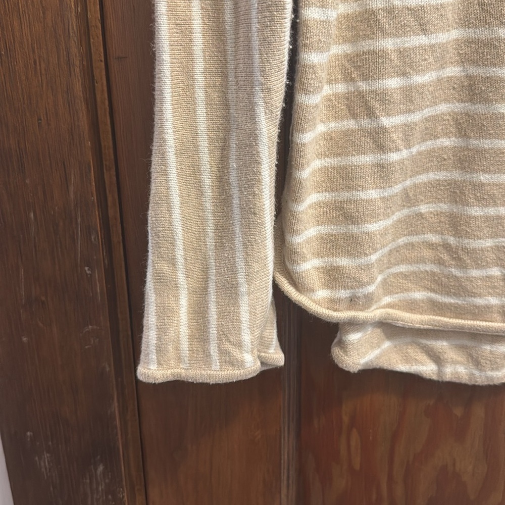 Michael Kors Women’s Tan White Stripe Pullover Sweater Ties On The Side - Picture 3 of 12